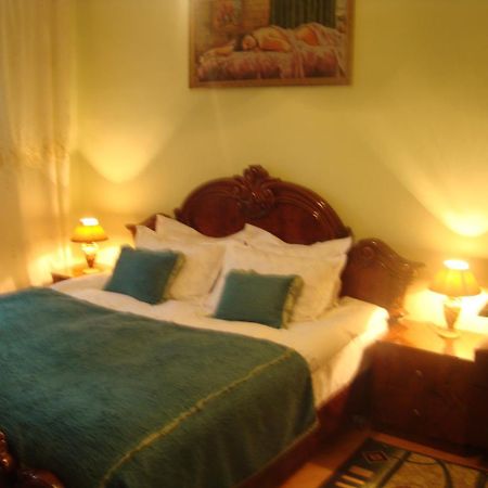 Apartment Narine เยเรวาน ภายนอก รูปภาพ