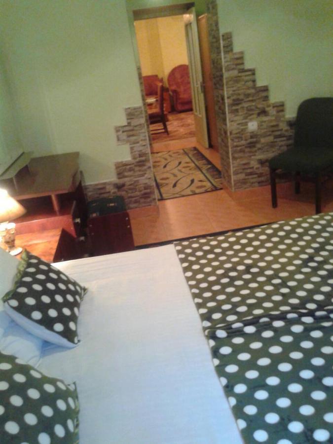 Apartment Narine เยเรวาน ภายนอก รูปภาพ