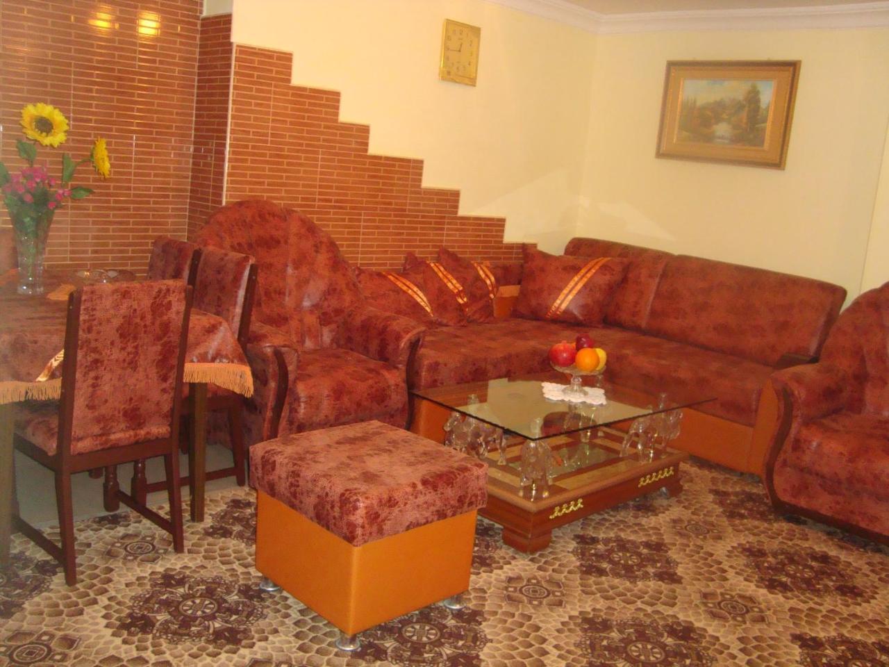 Apartment Narine เยเรวาน ภายนอก รูปภาพ