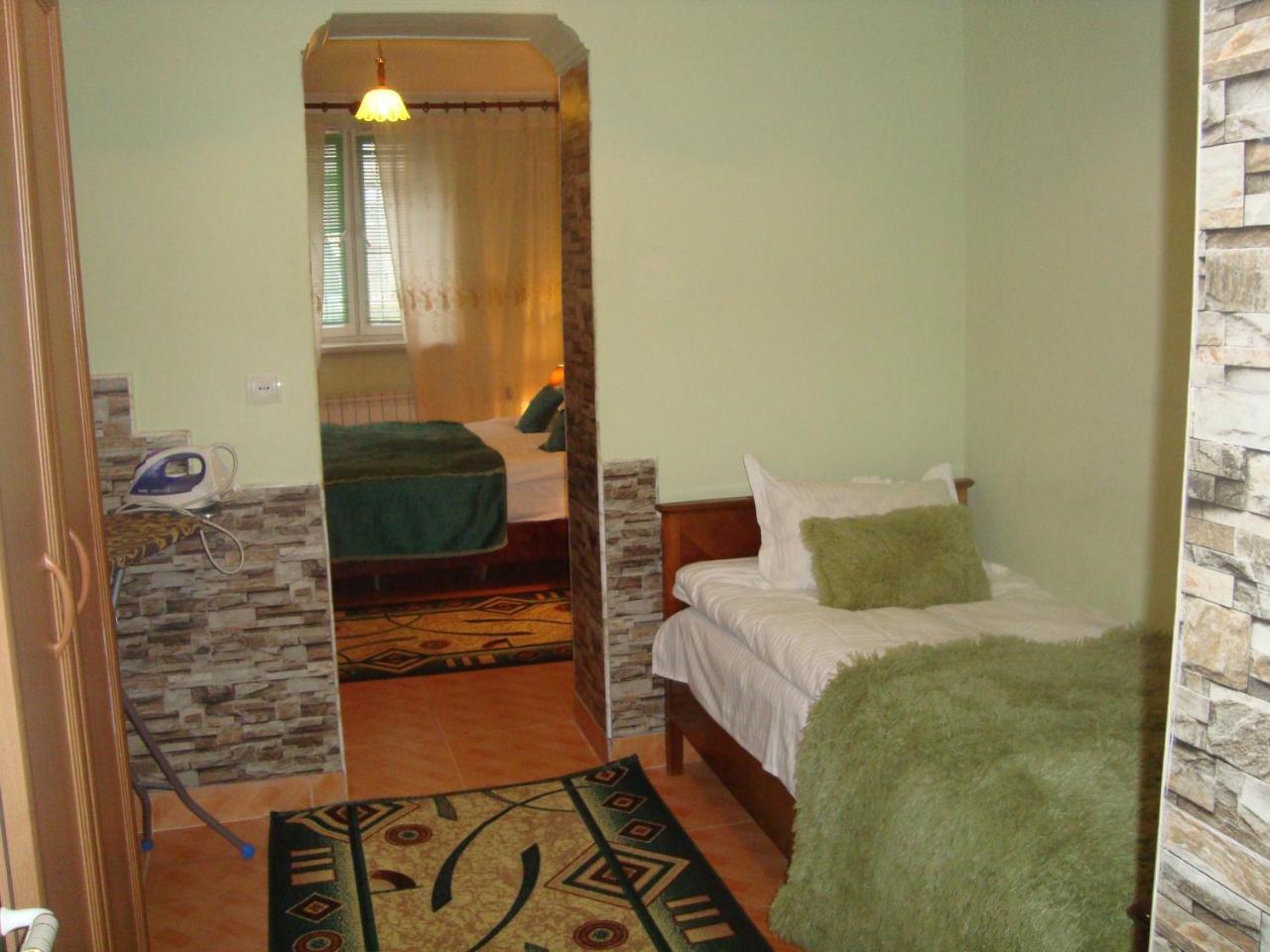 Apartment Narine เยเรวาน ภายนอก รูปภาพ